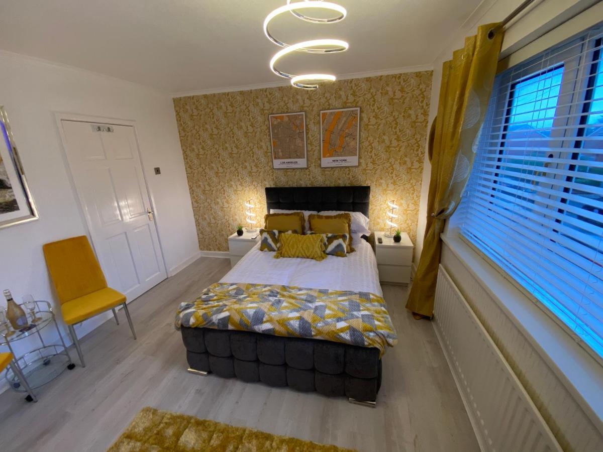 New…The Hottub House Blackpool Pleasure Beach Экстерьер фото